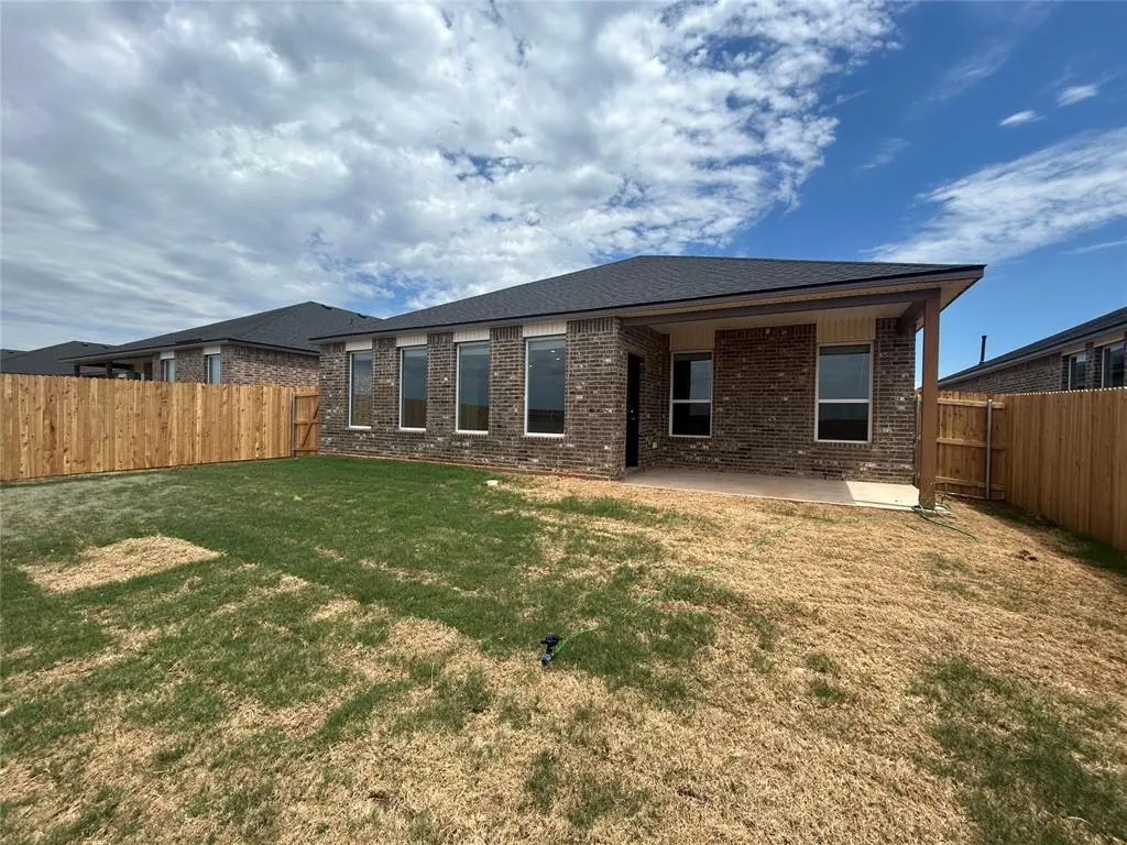 Photo 15 — 20429 Mule Deer Drive, Edmond, OK 73012