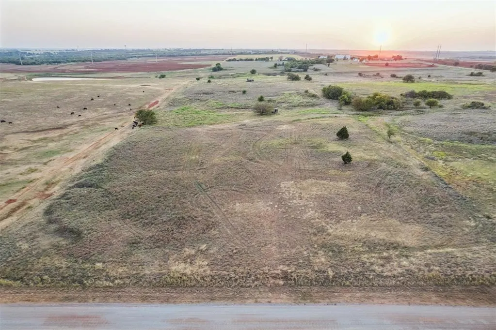 Photo 7 — 3532 NW Edmond Road, Piedmont, OK 73078