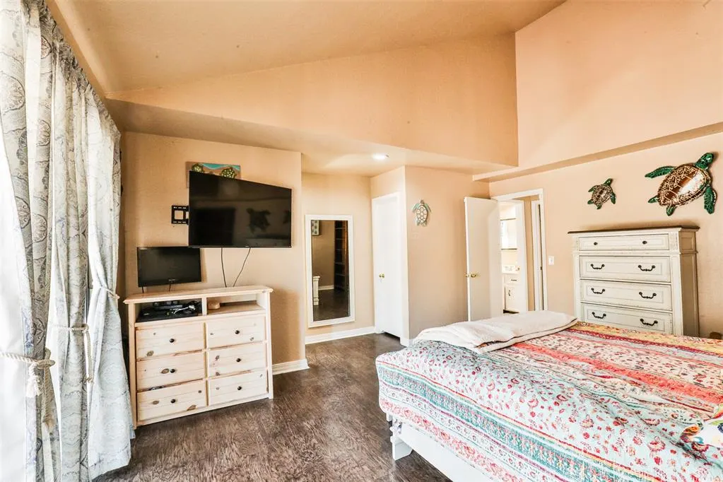 Photo 16 — 225 SE 28th Street, Moore, OK 73160