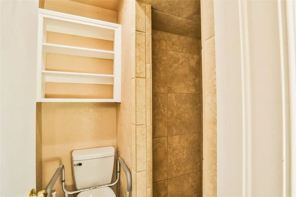 Photo 19 — 225 SE 28th Street, Moore, OK 73160