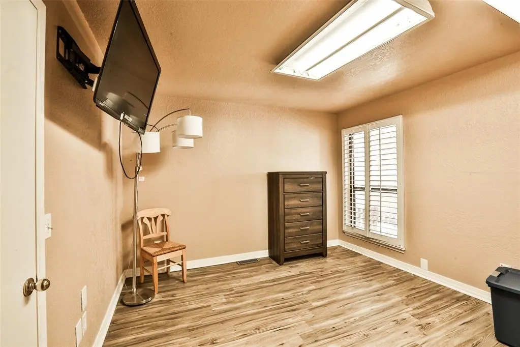 Photo 20 — 225 SE 28th Street, Moore, OK 73160