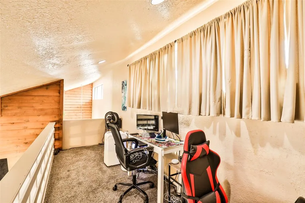 Photo 26 — 225 SE 28th Street, Moore, OK 73160
