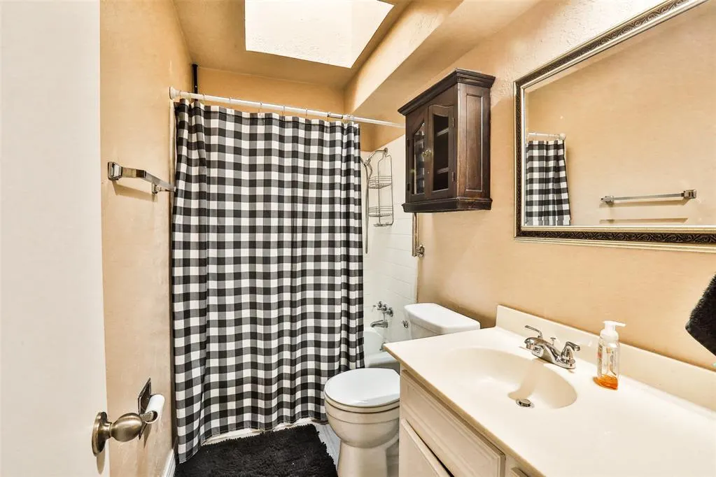Photo 22 — 225 SE 28th Street, Moore, OK 73160