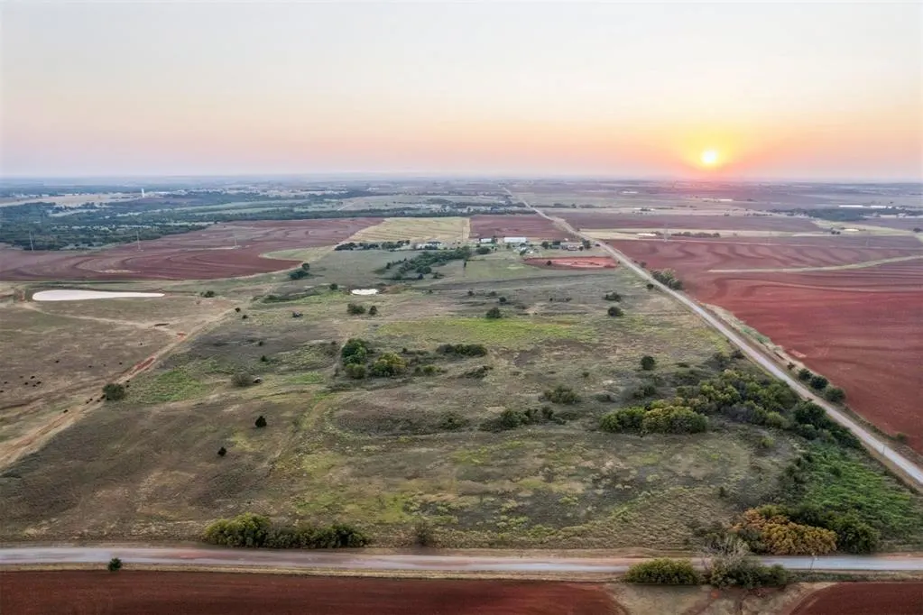 Photo 9 — 3396 NW Edmond Road, Piedmont, OK 73078
