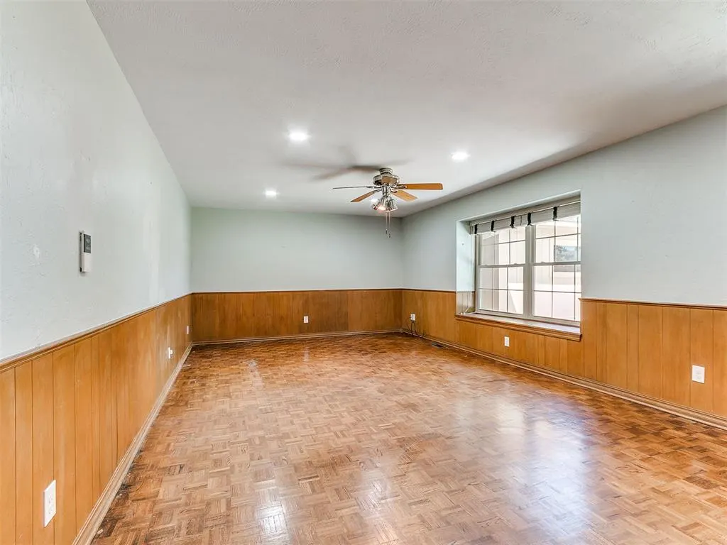 Photo 9 — 2745 Plymouth Lane, The Village, OK 73120