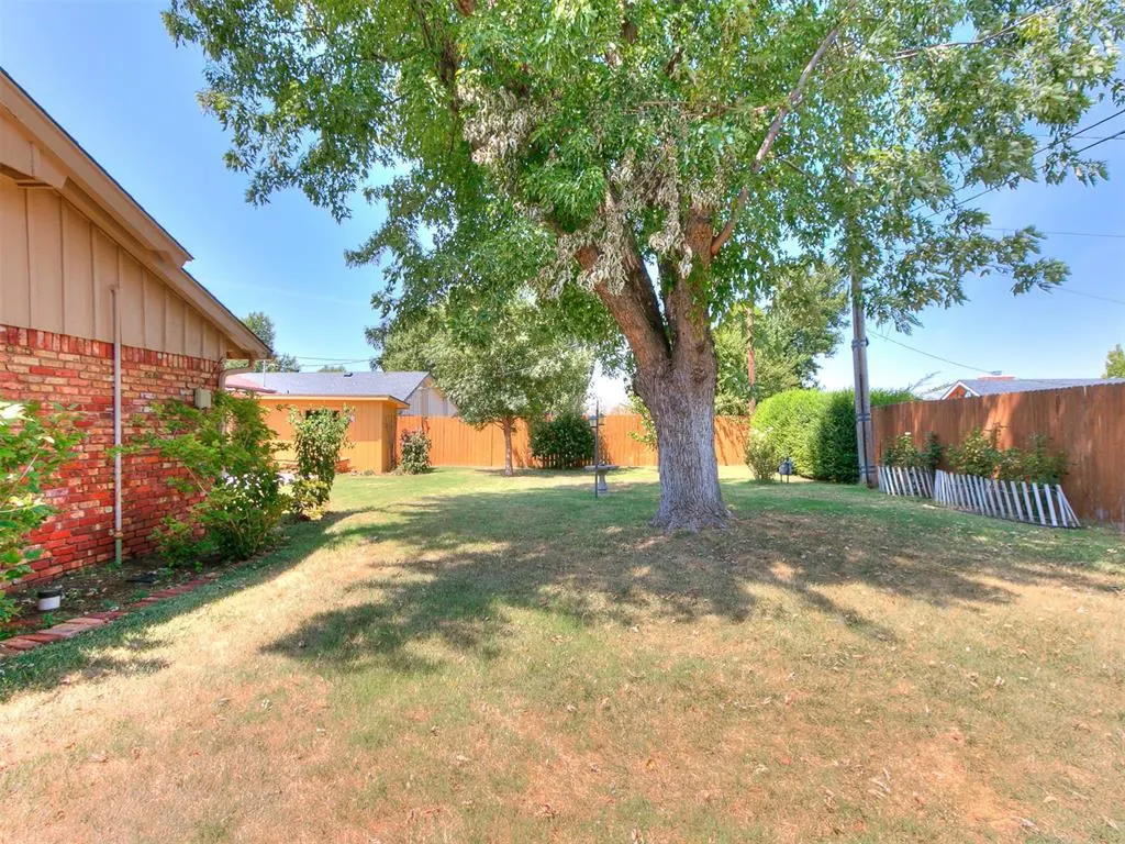 Photo 24 — 2745 Plymouth Lane, The Village, OK 73120