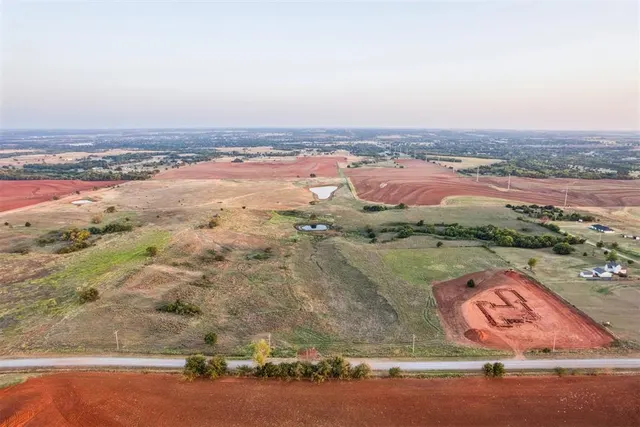 Photo 8 — 3324 NW Edmond Road, Piedmont, OK 73078