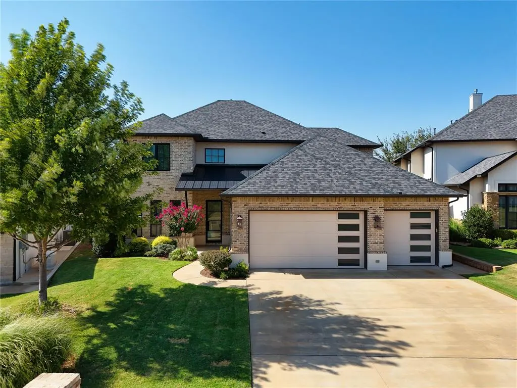 Front exterior — 449 Saint Claire Drive, Edmond, OK 73025
