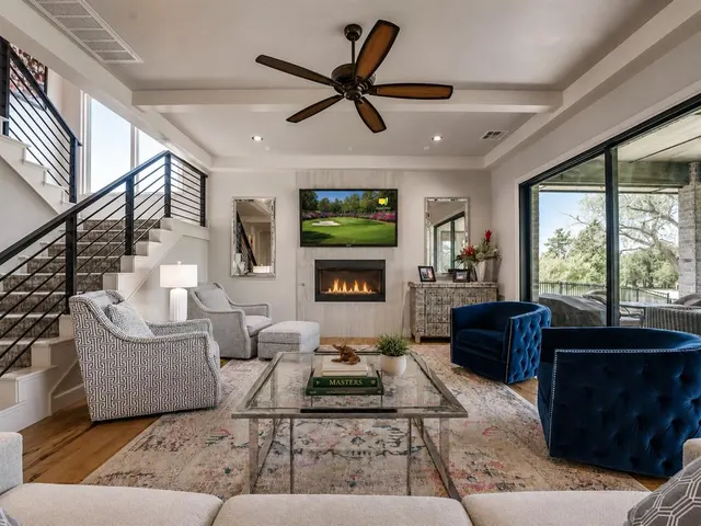 Photo 3 — 449 Saint Claire Drive, Edmond, OK 73025
