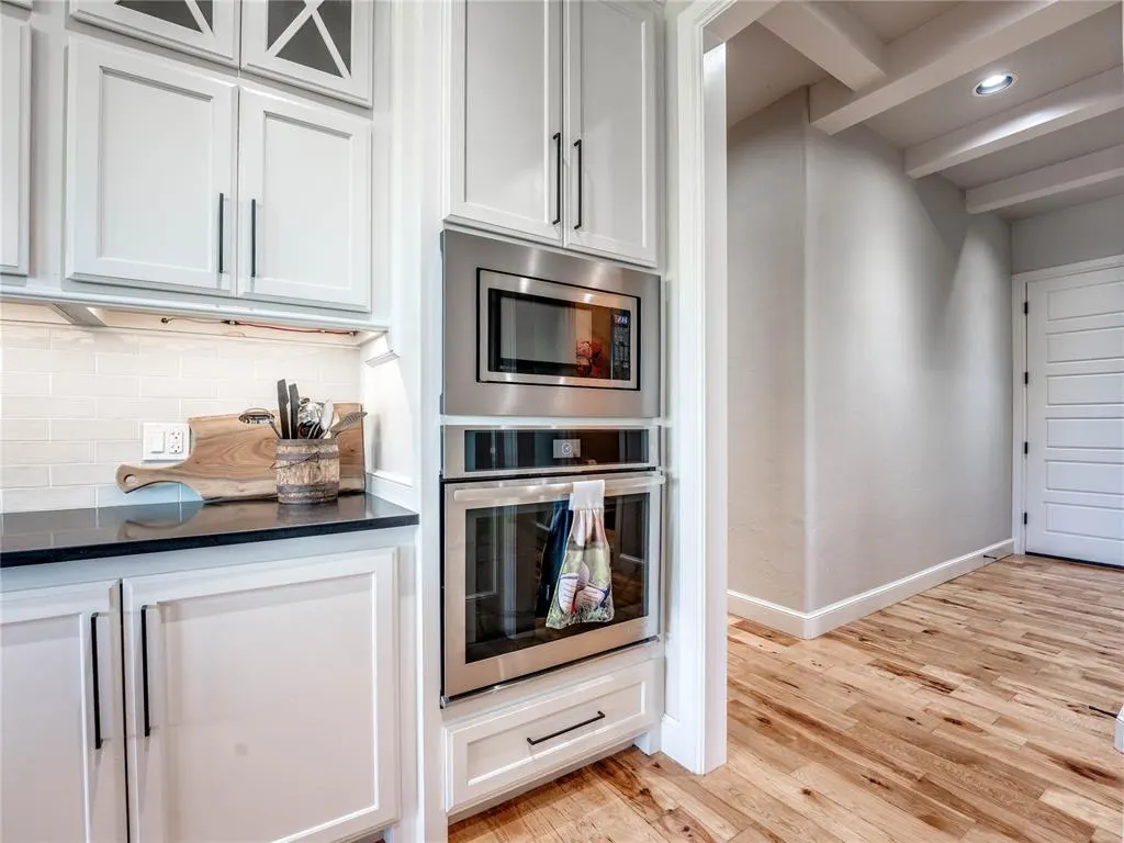Photo 18 — 449 Saint Claire Drive, Edmond, OK 73025