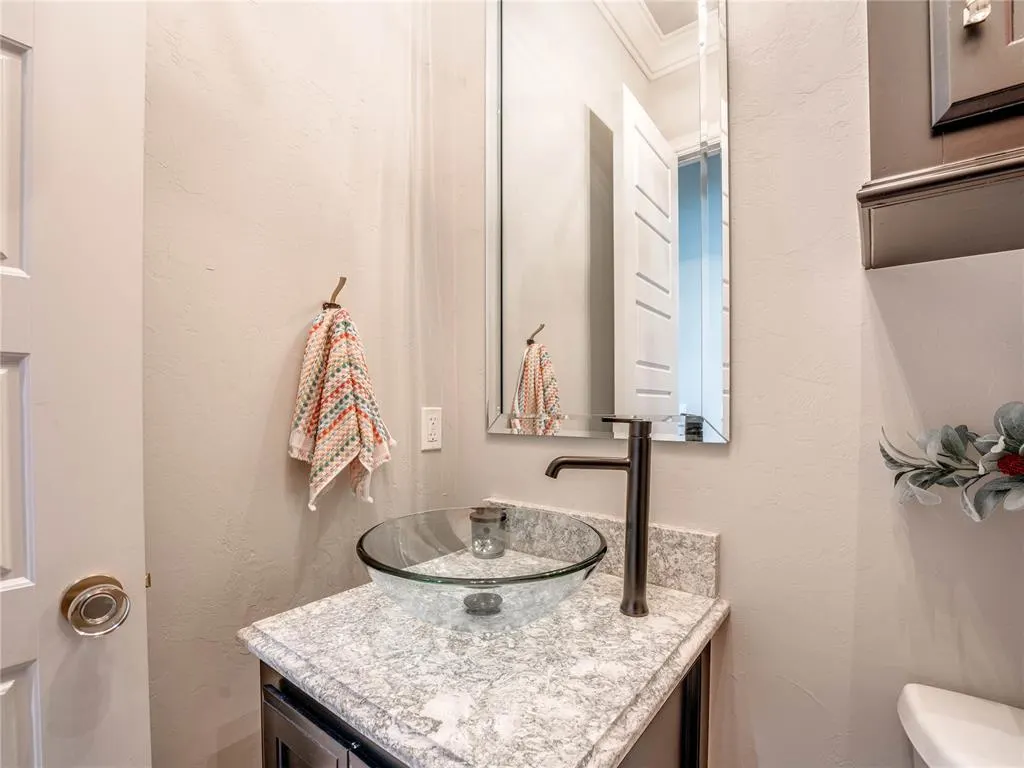 Photo 26 — 449 Saint Claire Drive, Edmond, OK 73025