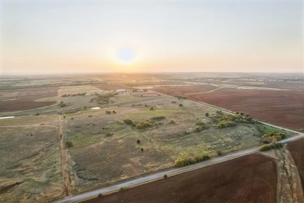Photo 14 — 3252 NW Edmond Road, Piedmont, OK 73078