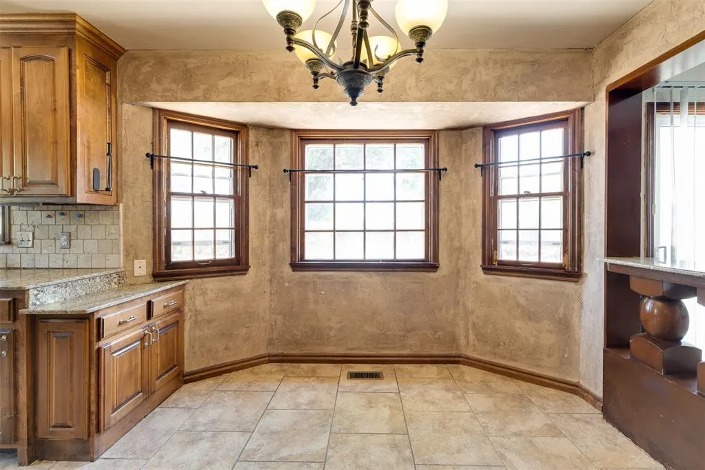 Photo 18 — 6444 N Harvard Avenue, Oklahoma City, OK 73132