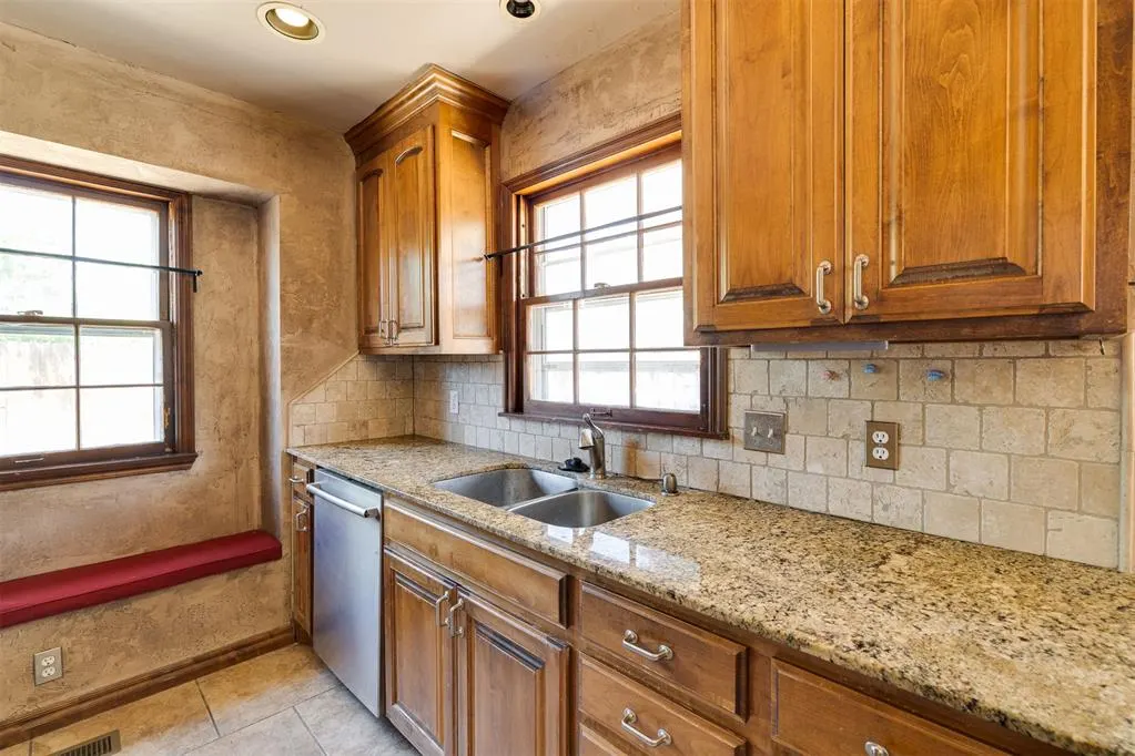 Photo 23 — 6444 N Harvard Avenue, Oklahoma City, OK 73132
