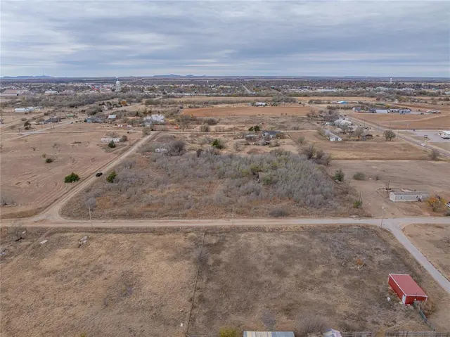Photo 3 — S Blaine St/ 2nd Street, Hobart, OK 73651