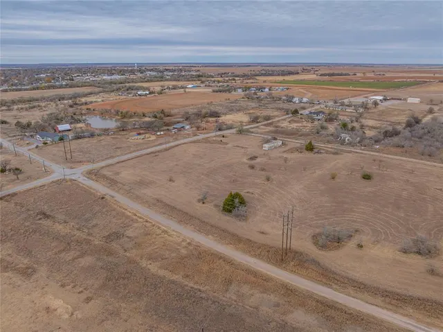 Photo 8 — S Stephenson St (Kenneth O'Neal Dr)/ E 3rd Street, Hobart, OK 73651
