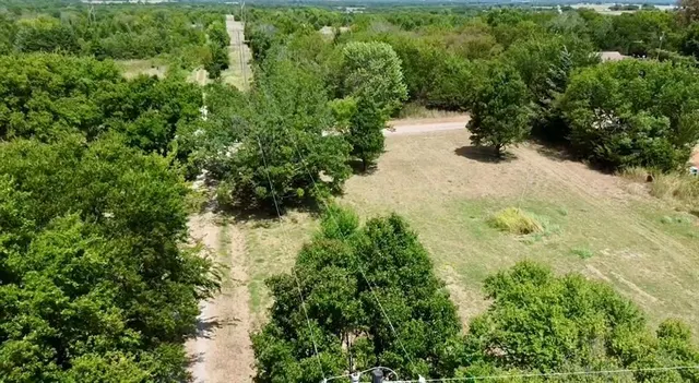 Photo 4 — 23560 E County Road 1595 Road, Elmore City, OK 73433