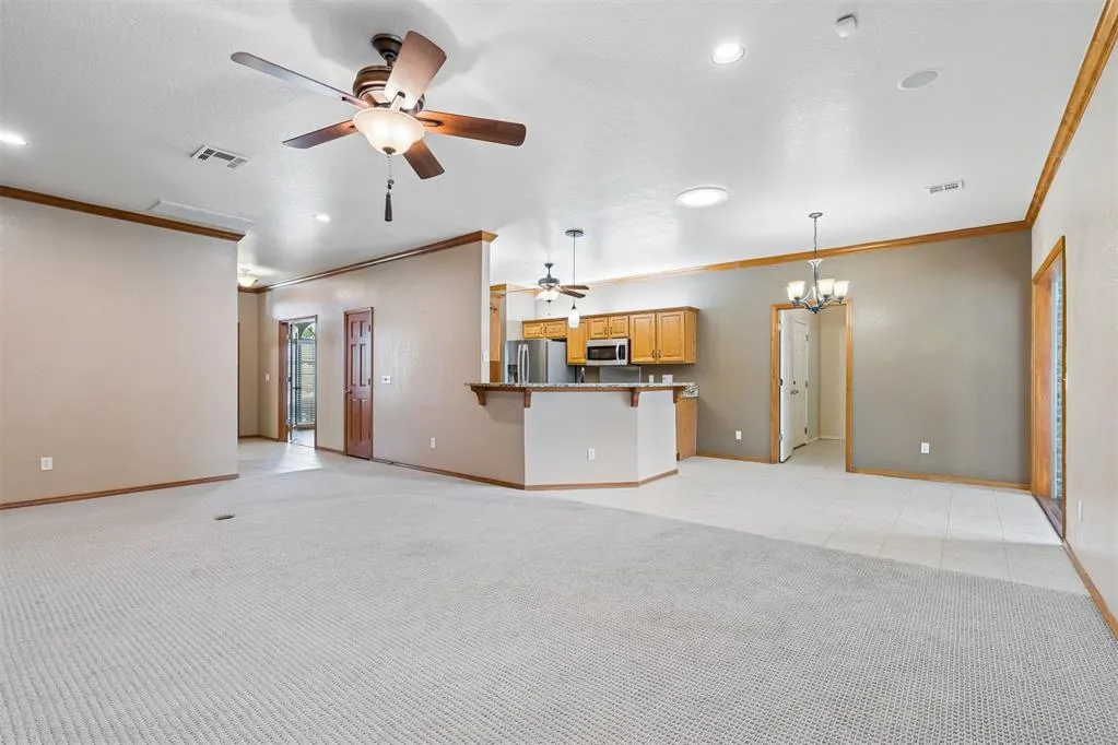 Photo 9 — 16013 Sonoma Drive, Edmond, OK 73013