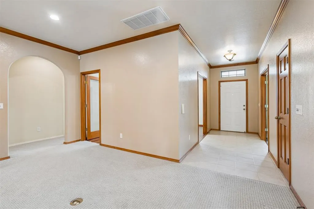 Photo 11 — 16013 Sonoma Drive, Edmond, OK 73013