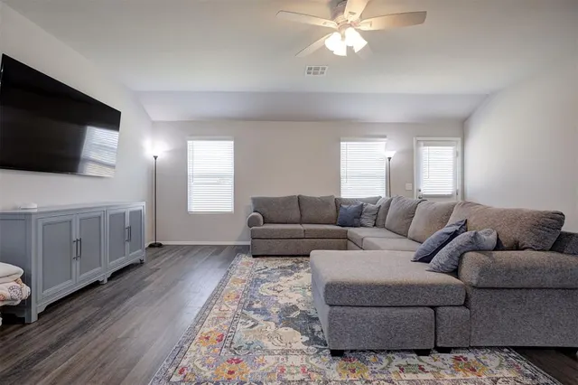 Photo 4 — 467 SE 7th Place, Newcastle, OK 73065