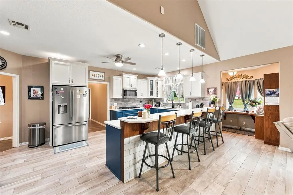 Photo 10 — 13067 S Bristlecone Road, Henryetta, OK 74437