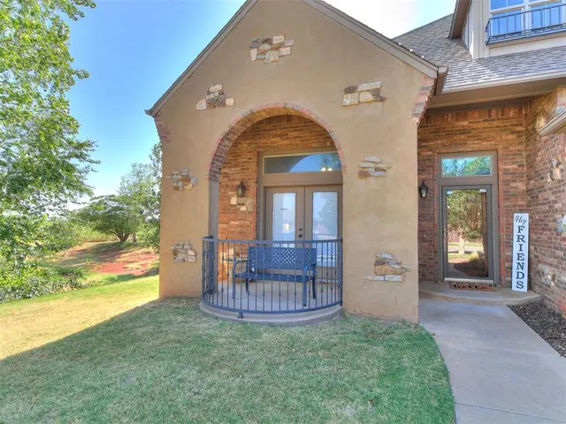 Photo 4 — 13305 Ambleside Drive, Yukon, OK 73099
