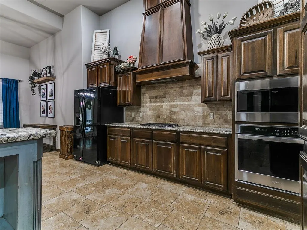 Photo 13 — 13305 Ambleside Drive, Yukon, OK 73099