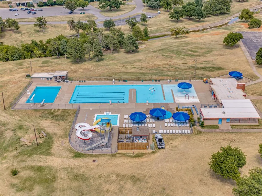 Photo 32 — 3825 NW 26th Street, Oklahoma City, OK 73107
