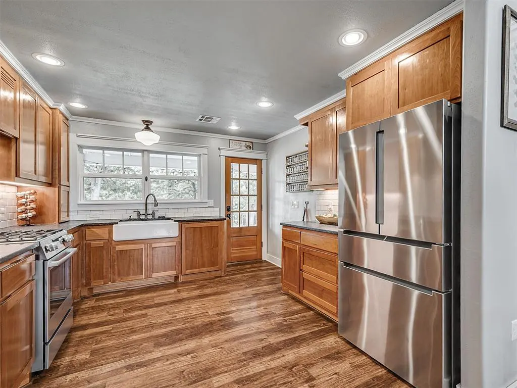 Photo 18 — 3001 NE 80th Avenue, Norman, OK 73026