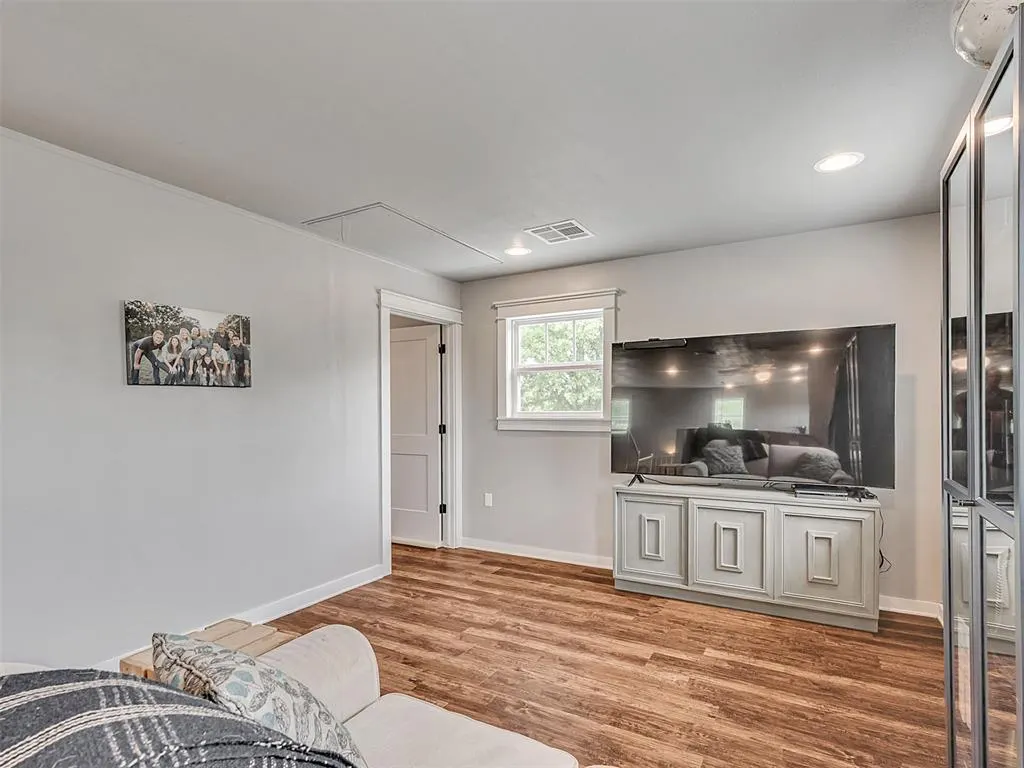 Photo 26 — 3001 NE 80th Avenue, Norman, OK 73026