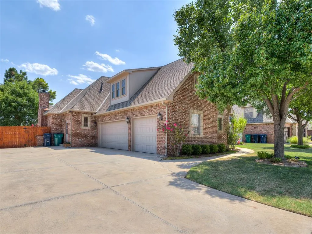 Photo 3 — 4612 NW 160th Terrace, Edmond, OK 73013