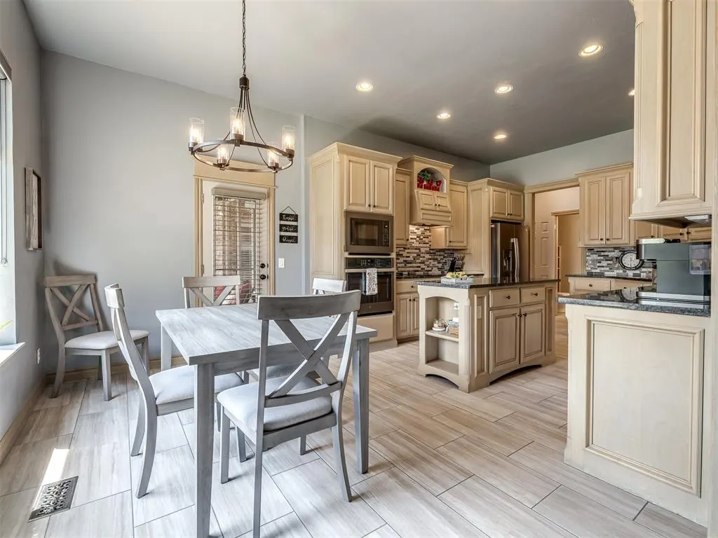 Photo 19 — 4612 NW 160th Terrace, Edmond, OK 73013