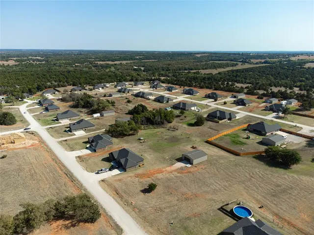 Photo 3 — 2585 Gallant Fox Terrace, Guthrie, OK 73044
