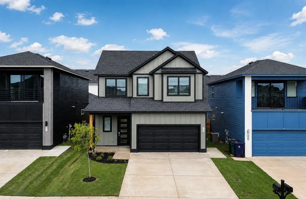Front exterior — 2537 NW 130th Street, Oklahoma City, OK 73120