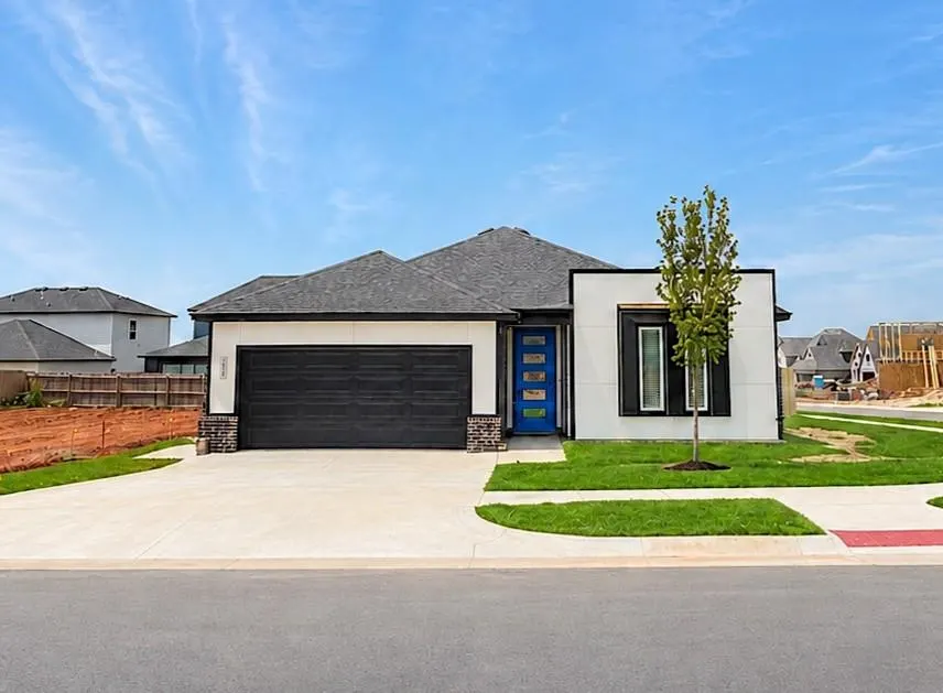 Front exterior — 18029 Anthem Boulevard, Edmond, OK 73012