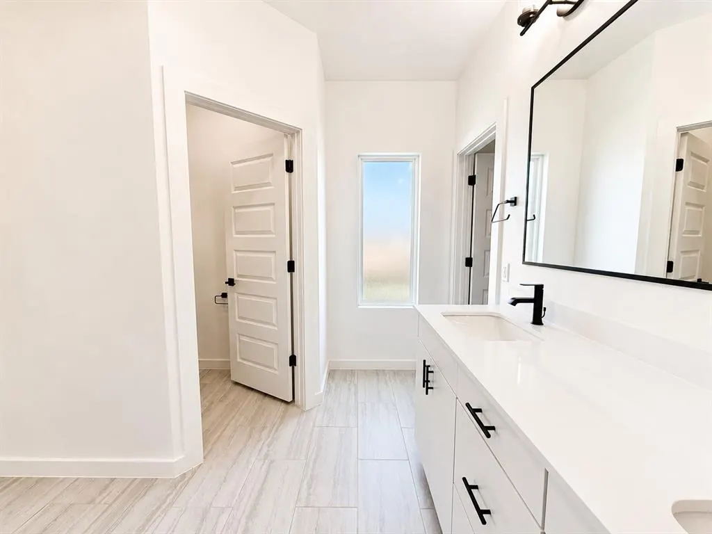 Photo 18 — 18029 Anthem Boulevard, Edmond, OK 73012