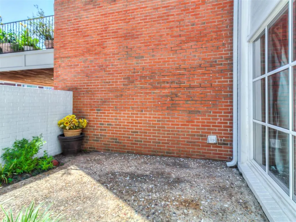 Photo 22 — 6441 Brandywine Lane, Oklahoma City, OK 73116