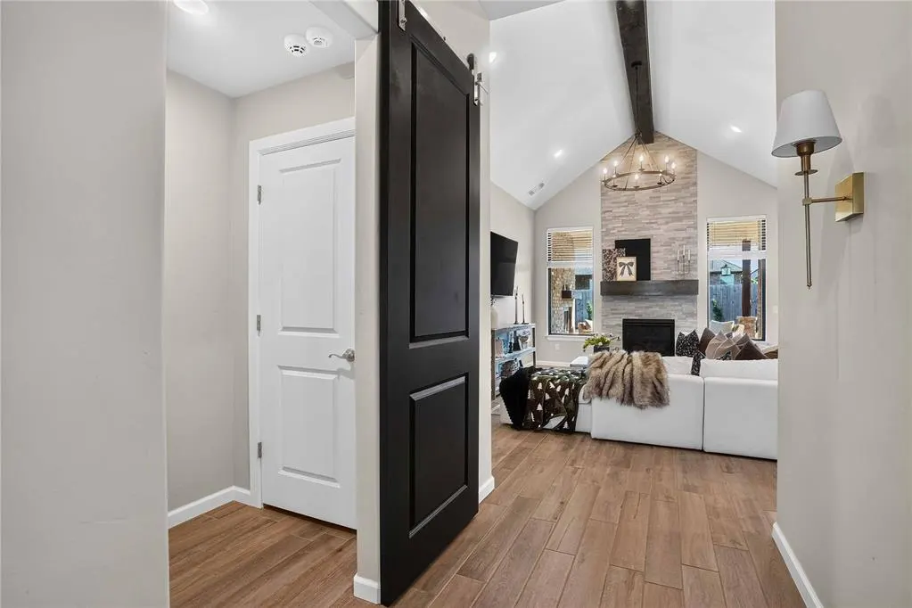Photo 4 — 908 SE 30th Street, Oklahoma City, OK 73160