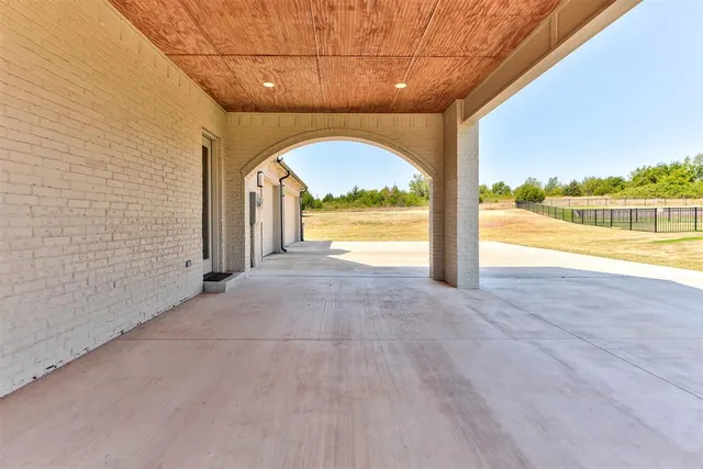 Photo 2 — 3387 Red Ridge Drive, Blanchard, OK 73010