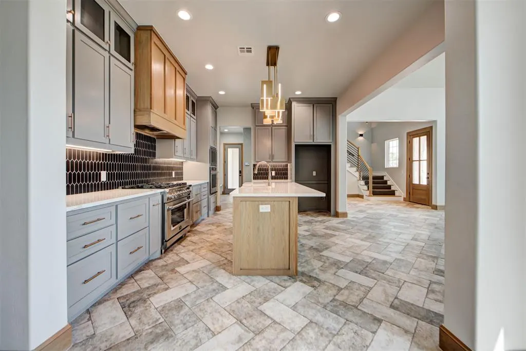 Photo 9 — 3387 Red Ridge Drive, Blanchard, OK 73010