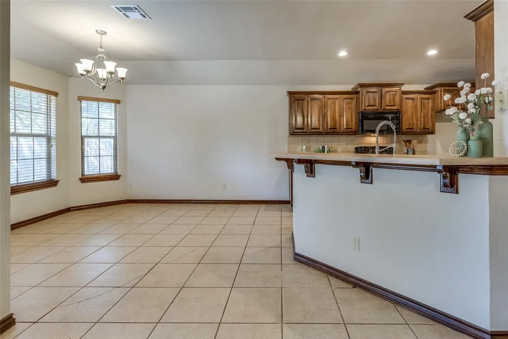 Photo 10 — 4812 SE 52nd Street, Oklahoma City, OK 73135