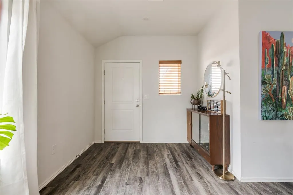 Photo 5 — 837 NE 105th Street, Oklahoma City, OK 73114