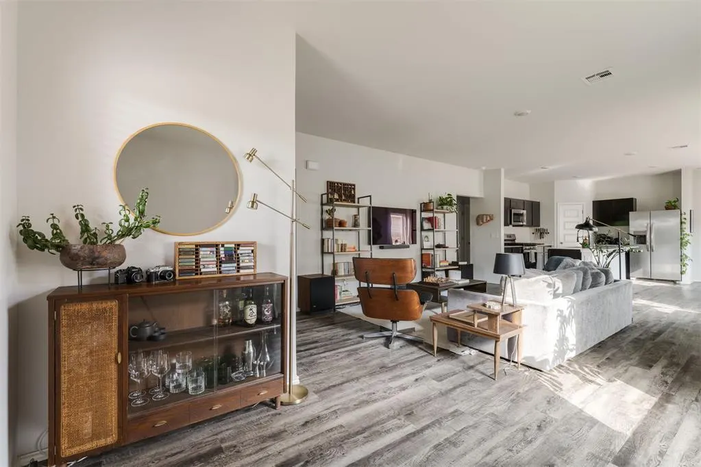 Photo 6 — 837 NE 105th Street, Oklahoma City, OK 73114