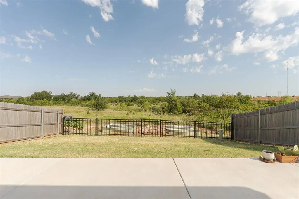 Photo 47 — 837 NE 105th Street, Oklahoma City, OK 73114