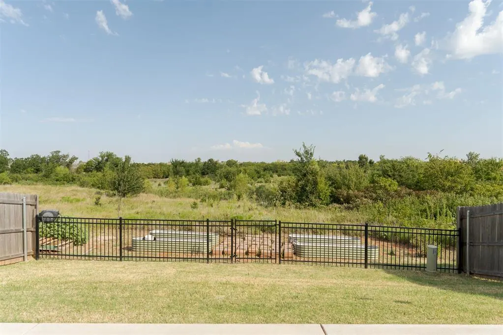 Photo 48 — 837 NE 105th Street, Oklahoma City, OK 73114