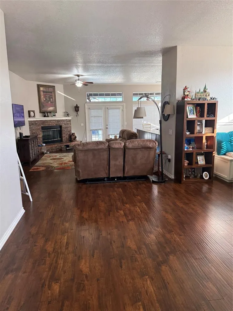 Photo 5 — 3908 Brunswick Lane, Norman, OK 73072
