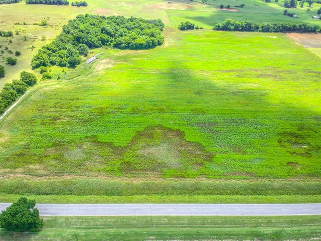 Photo 6 — 0002 N Harrah Road, Harrah, OK 73045