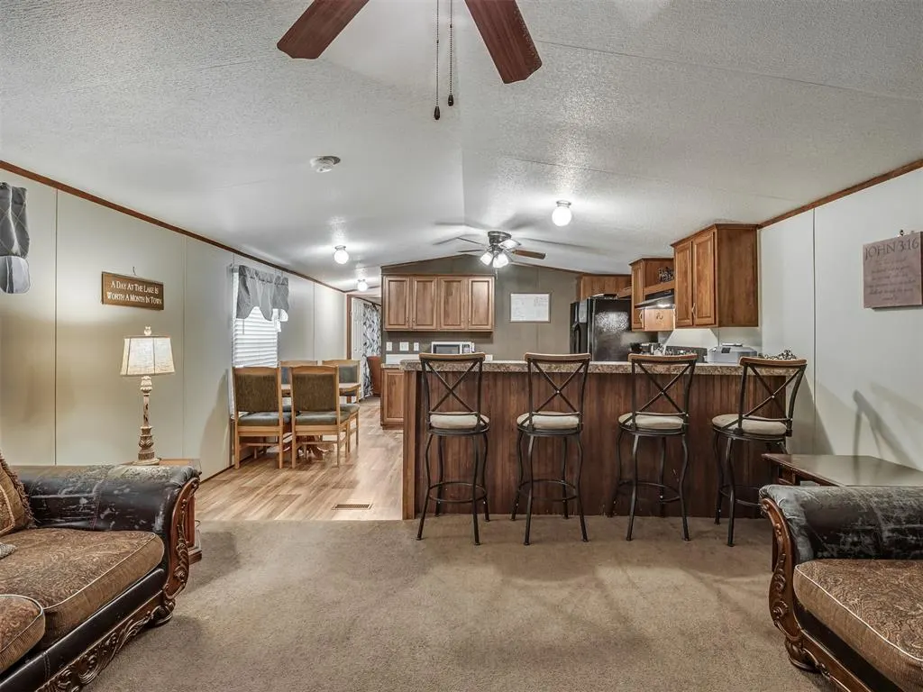 Photo 9 — 187 E Highland Avenue, Eufaula, OK 74432