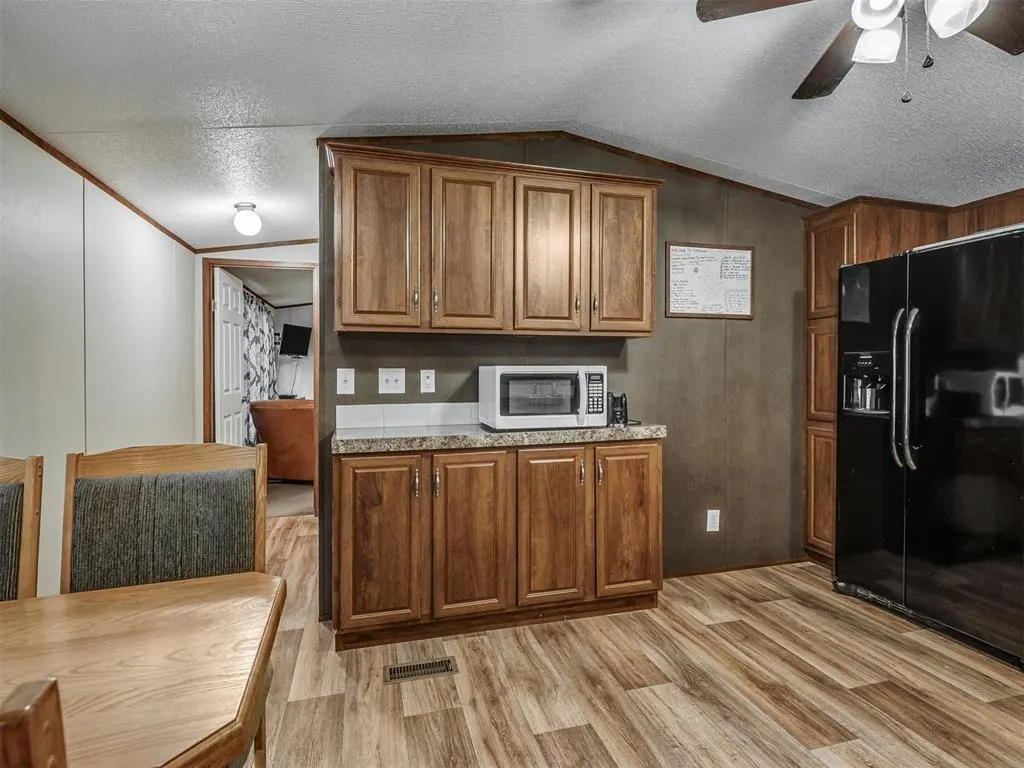 Photo 14 — 187 E Highland Avenue, Eufaula, OK 74432