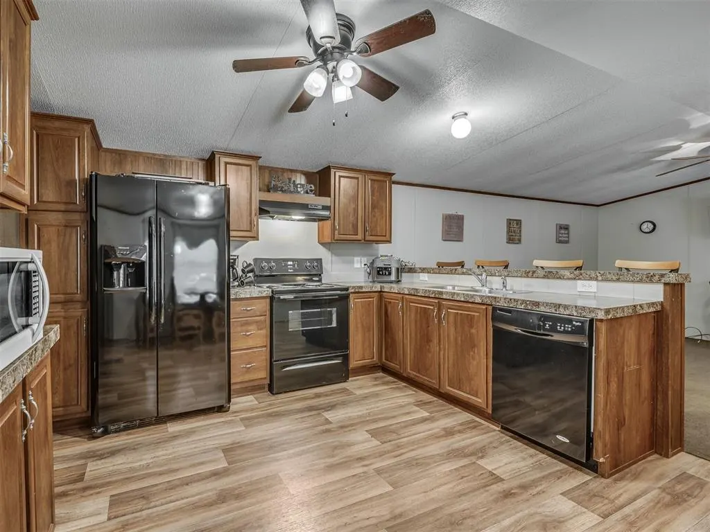 Photo 15 — 187 E Highland Avenue, Eufaula, OK 74432